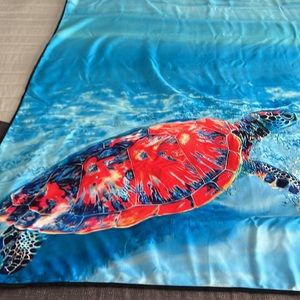 7-NWT (WHITLEY WILLOWS) (TURTLE) beach, microfiber towel size35”X70”